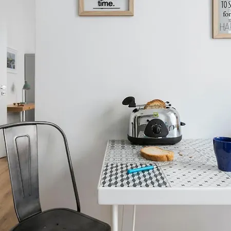 Apartment Plum Guide - Neptune